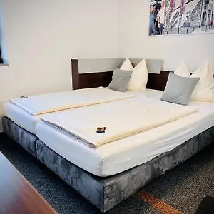 jugendherberge-city-hostel-koln-riehl.topcolognehotels.com/